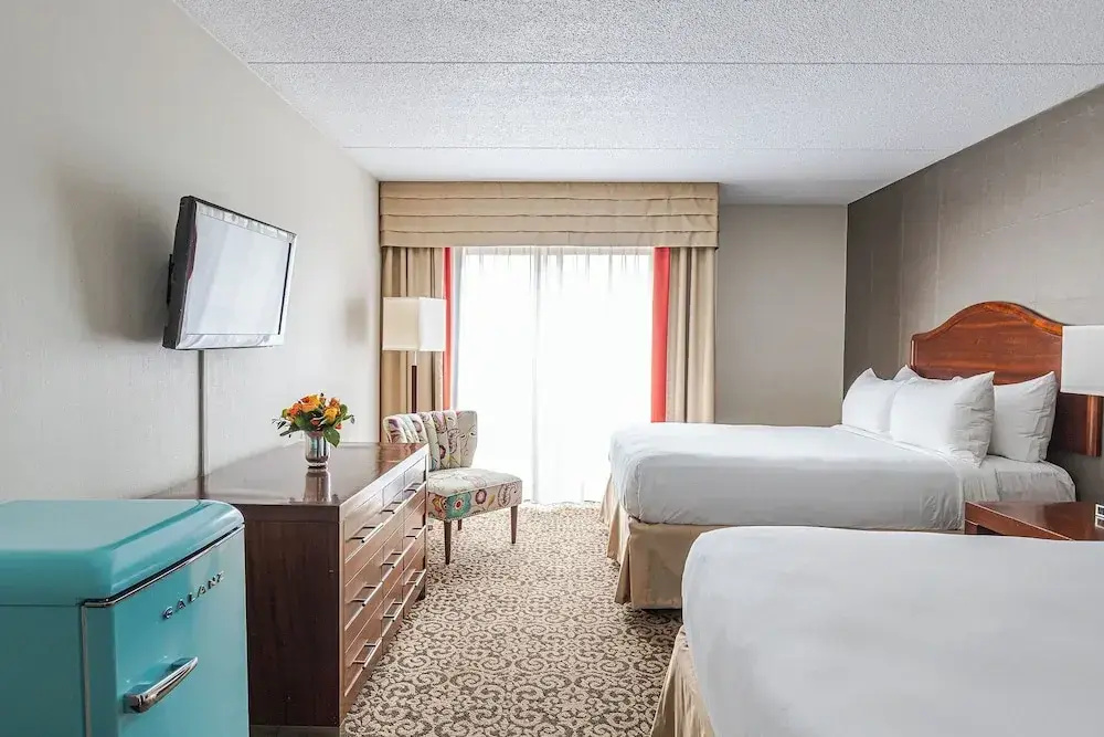 Deluxe Quadruple room with courtyard view