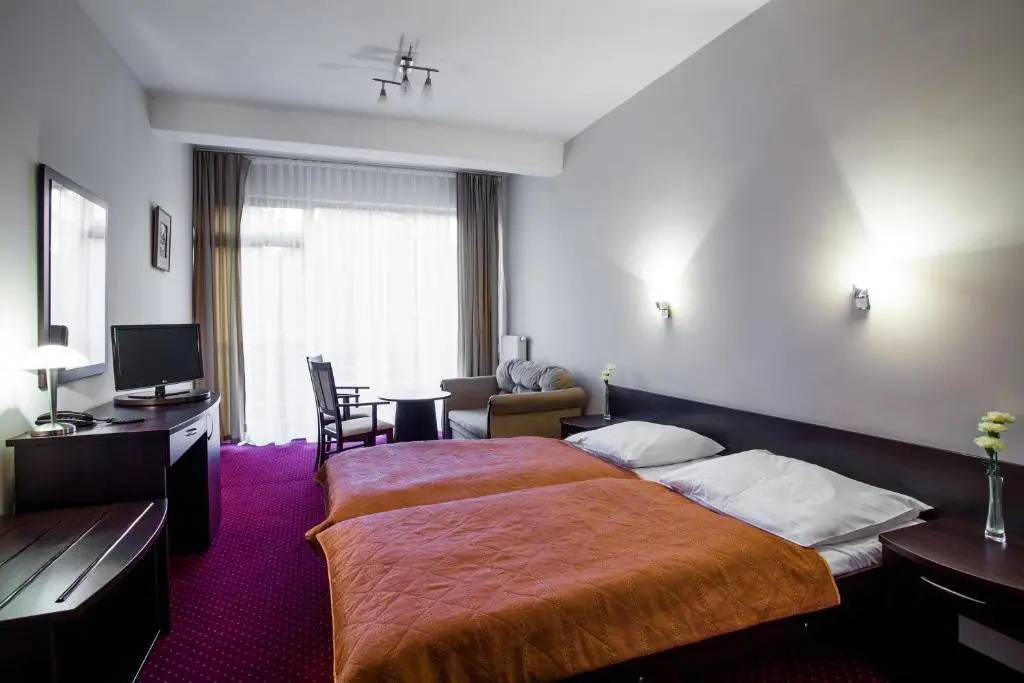 Standard Double room with balcony (full double bed)