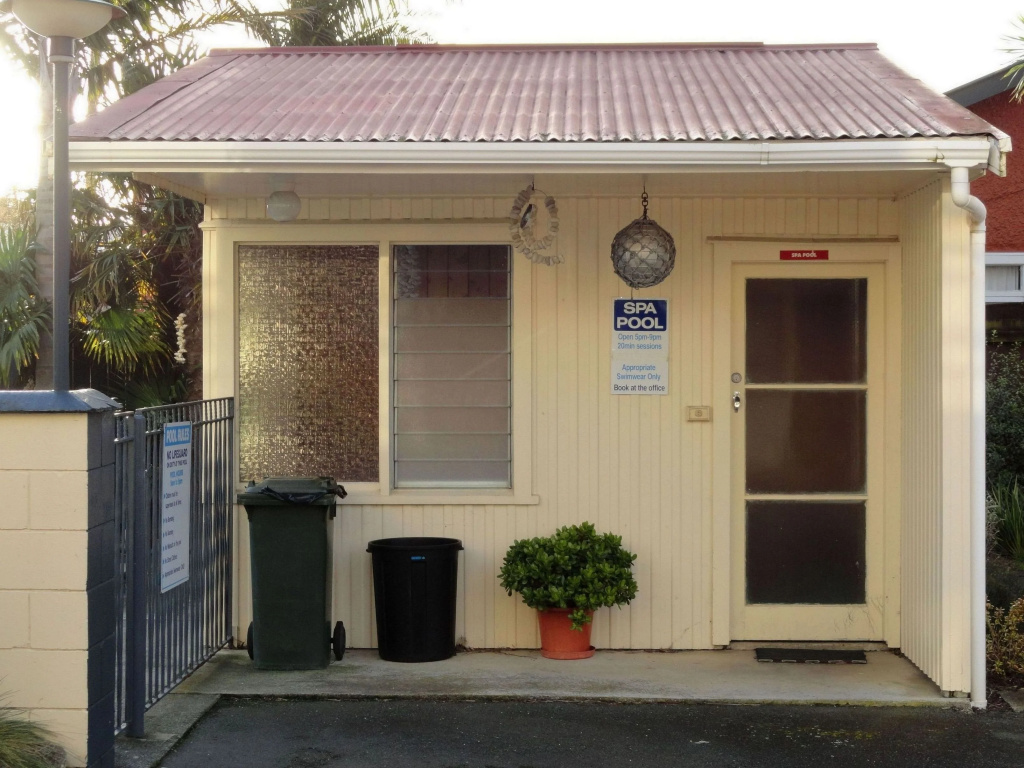 Wayfarer Motel
