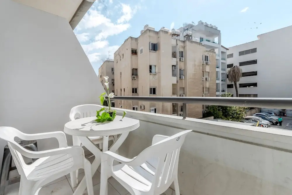 Paradise Promenade Apartment