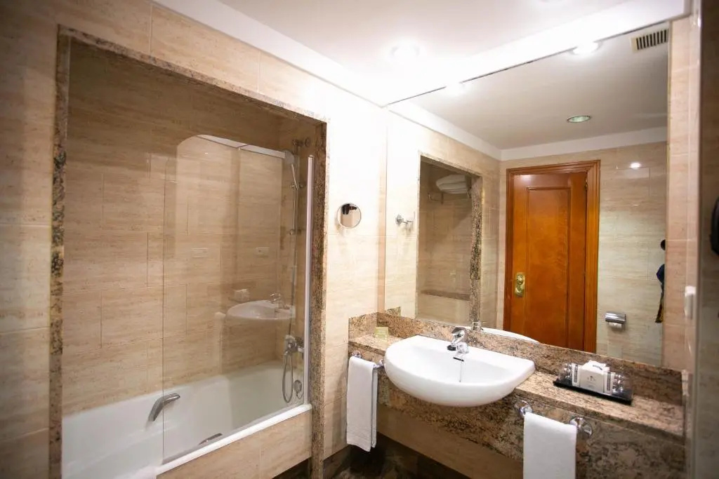 Hotel Sercotel Ciudad de Oviedo - Chambres