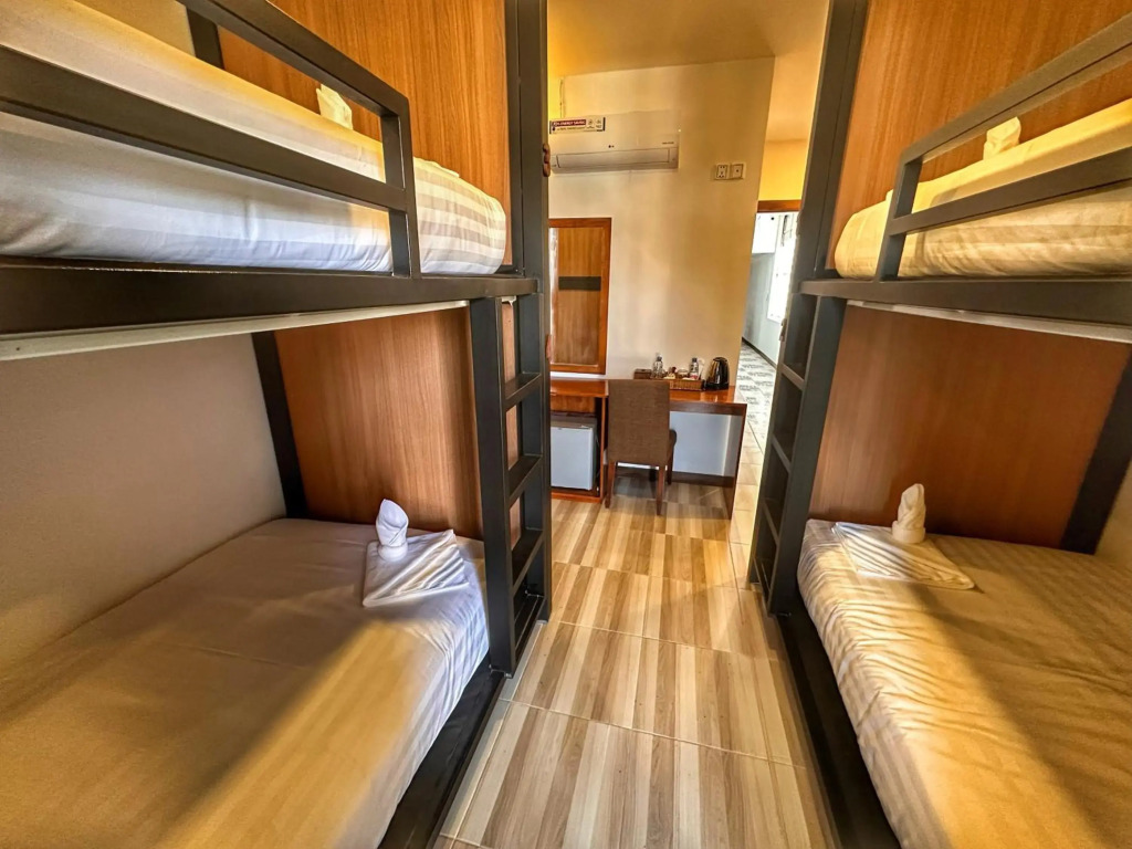 Monsoon Riverside Hostel by null