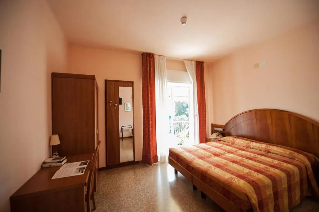 Hotel Lorenzo - Chambres