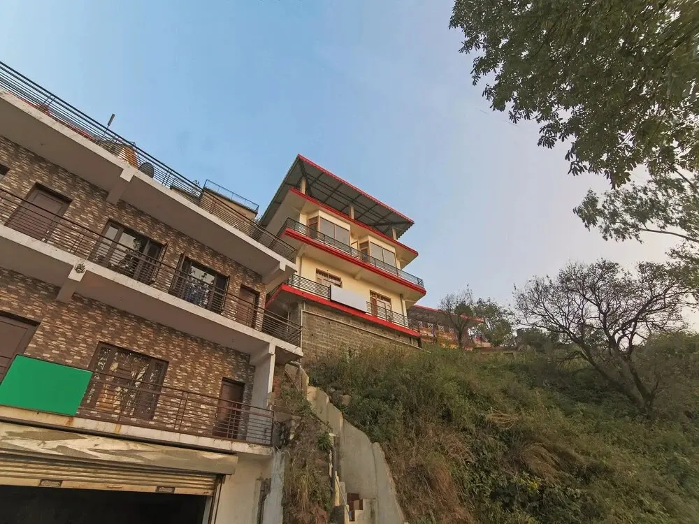 Mountains Villa By OYO Rooms