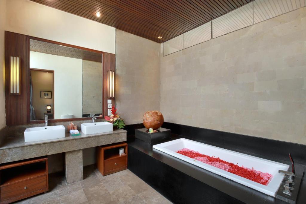 Вилла с 2 комнатами в Kanishka Villas
