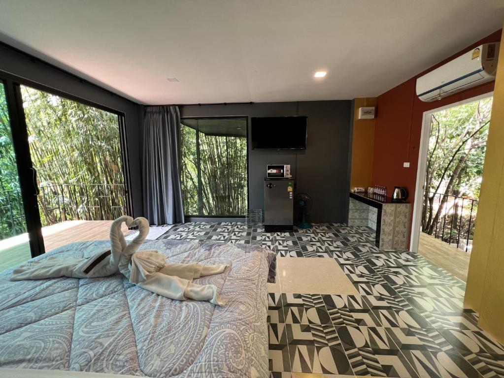 Одноместная студия с видом на сад в Ton Pling Khao Lak Villa