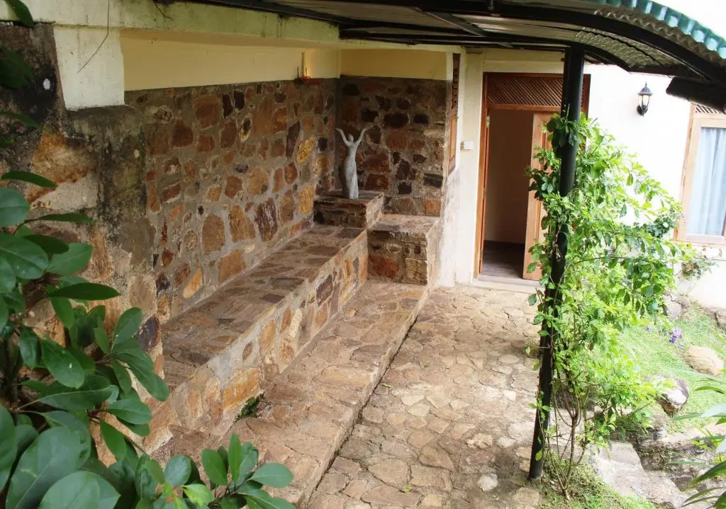 Deluxe Double room with balcony (full double bed)