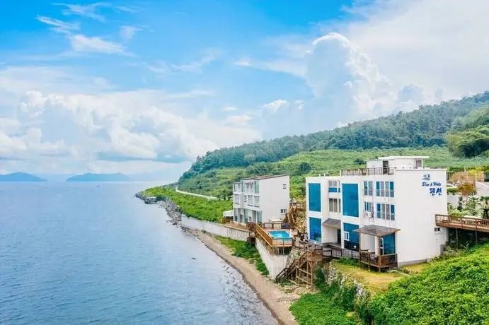 Blue and white pension