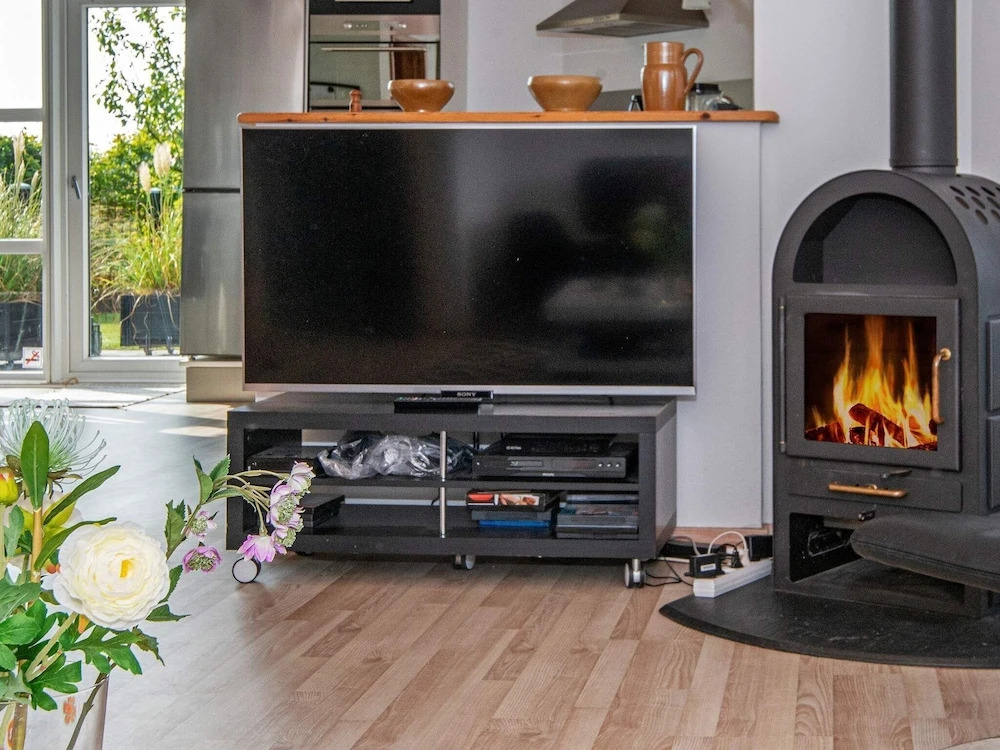 Pleasant Holiday Home in Jutland With Whirlpool - фото 2