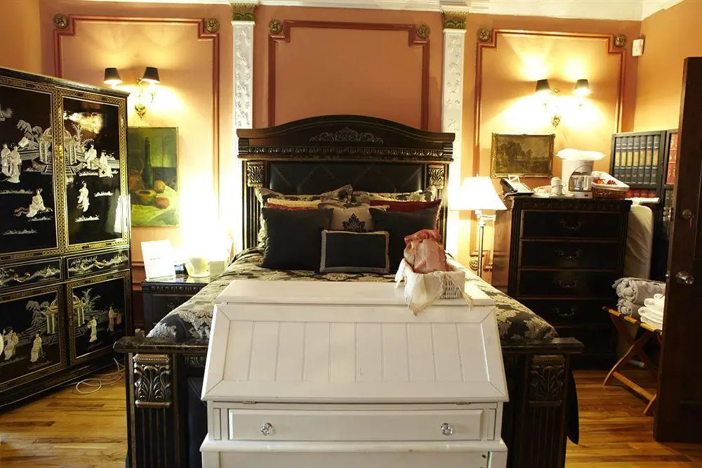 The New York Renaissance Home