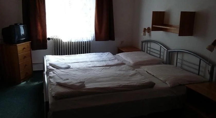 Hotel Maxov - Général