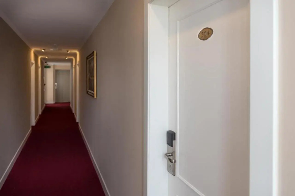 Hotel photo 8