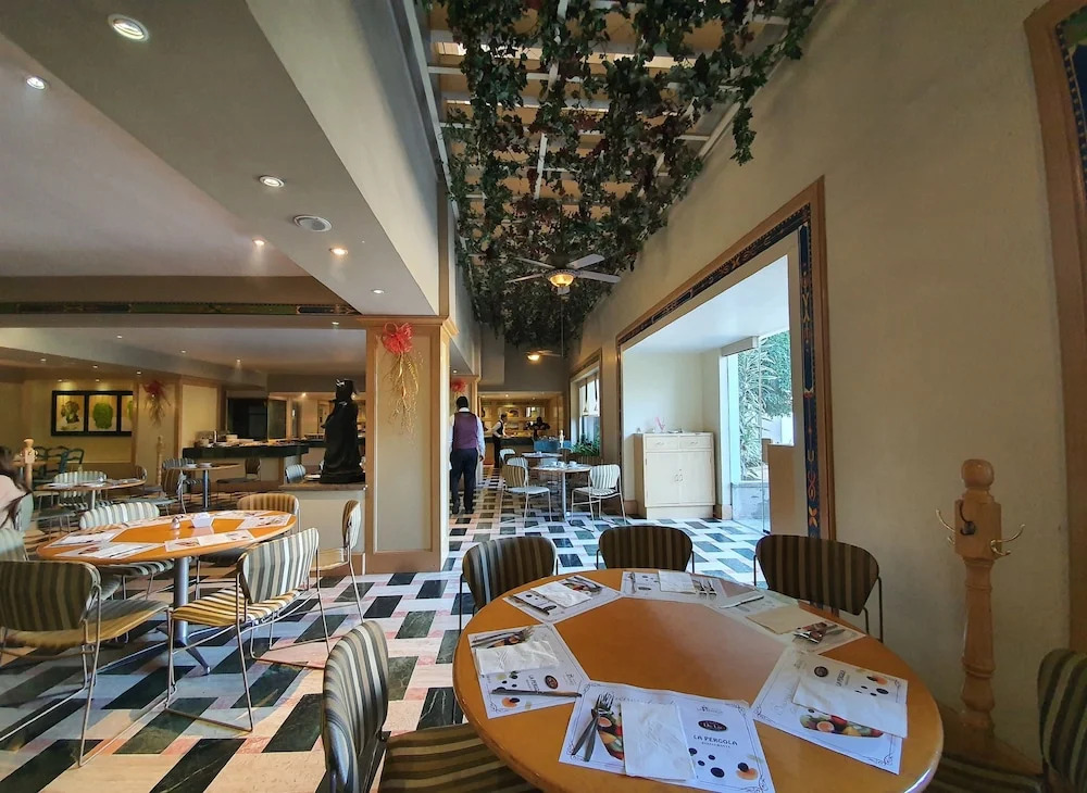 Hotel La Estancia - фото 24