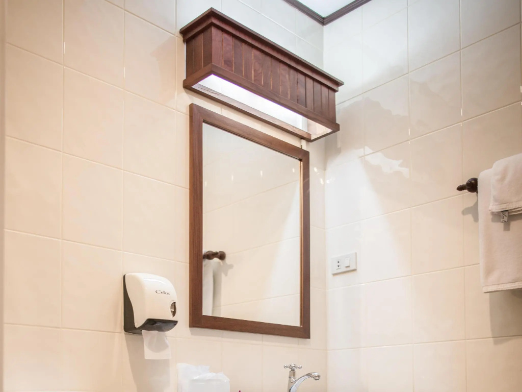 Superior Double room (full double bed)