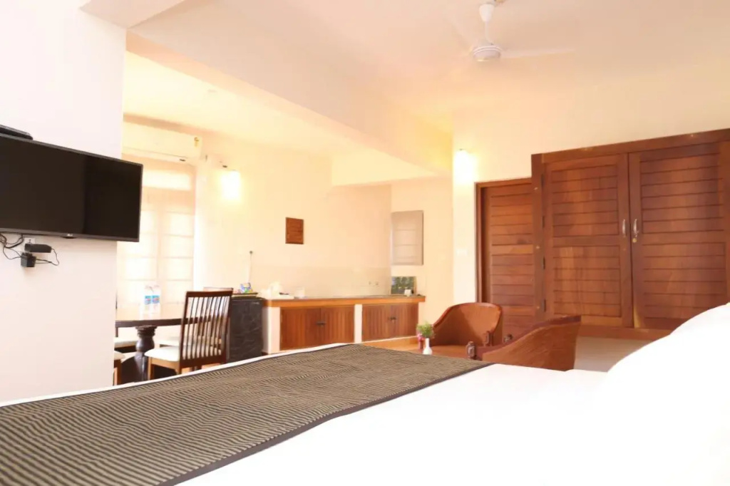 Lobby & Reception