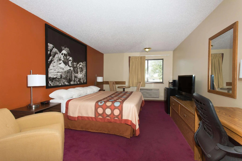 Standard Double room (full double bed)