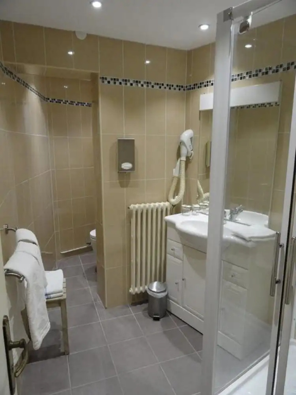 Comfort room
