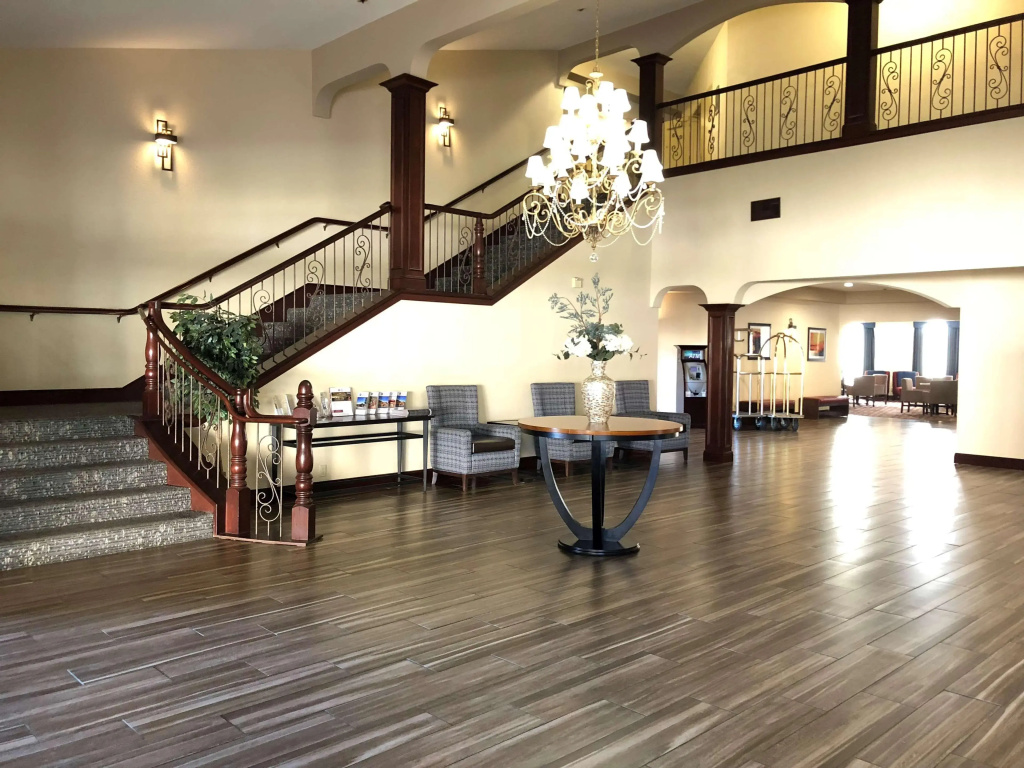 Best Western Plus Heritage Inn - фото 13