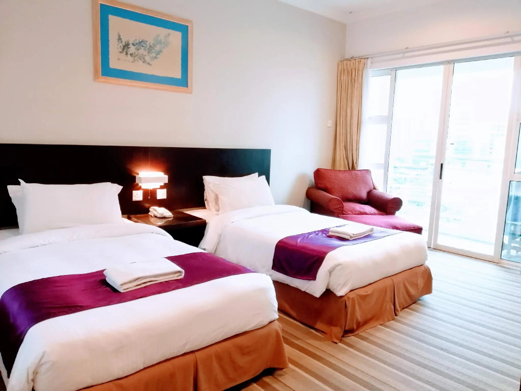 Executive Double room (full double bed)
