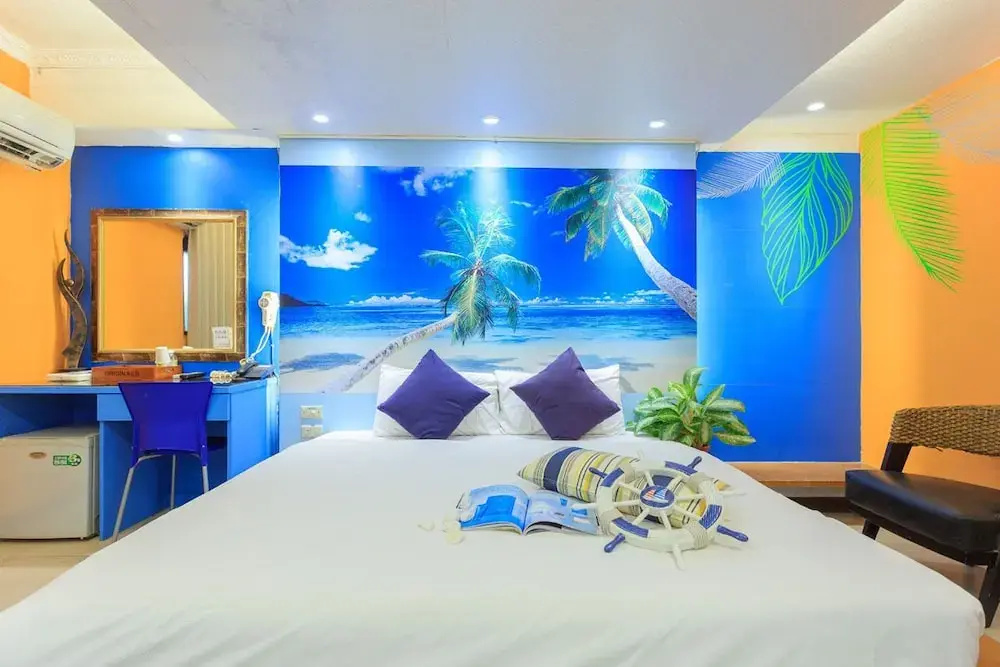 Hotel photo 12