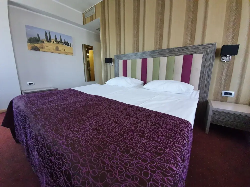 Superior Triple room with city view