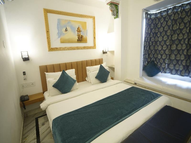 Hotel Udai Niwas By Lake Udaipur - Chambres