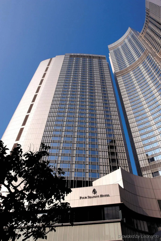 Four Seasons Hotel Hong Kong — фото