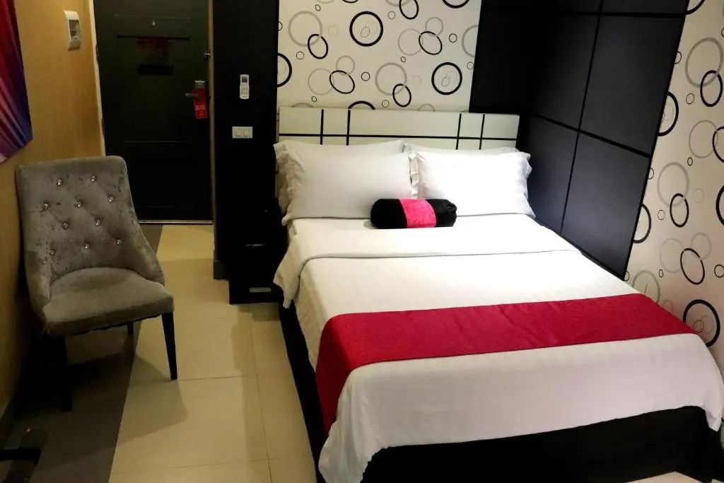 Eloisa Royal Suites - Chambres