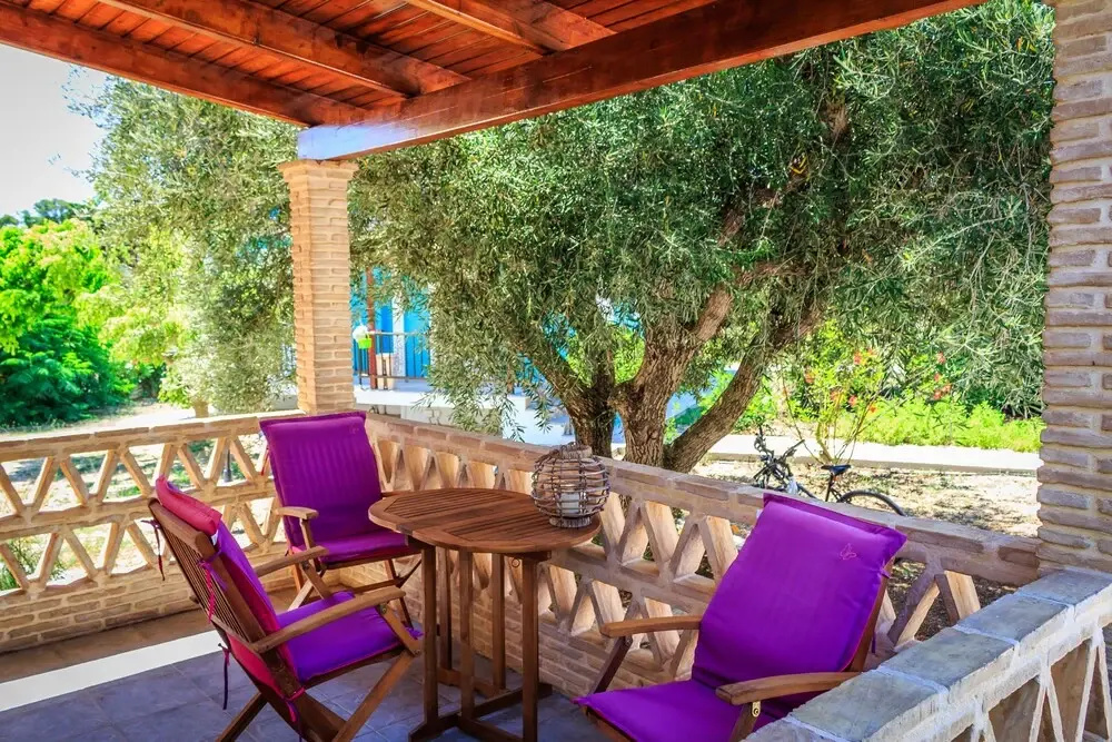 Porto Gerakas Villas & Apartments