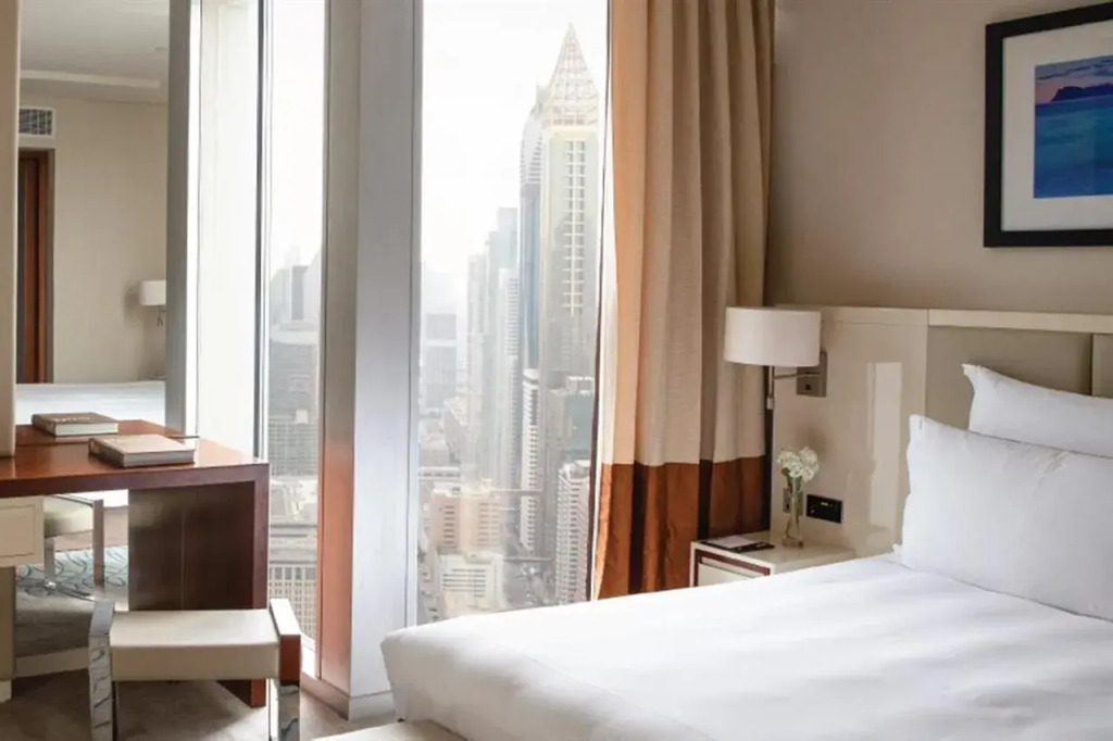Jumeirah Emirates Towers Dubai - фото 16
