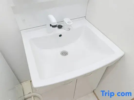 11 min from Nagoya / 2 beds + sofa bed / Up to 5