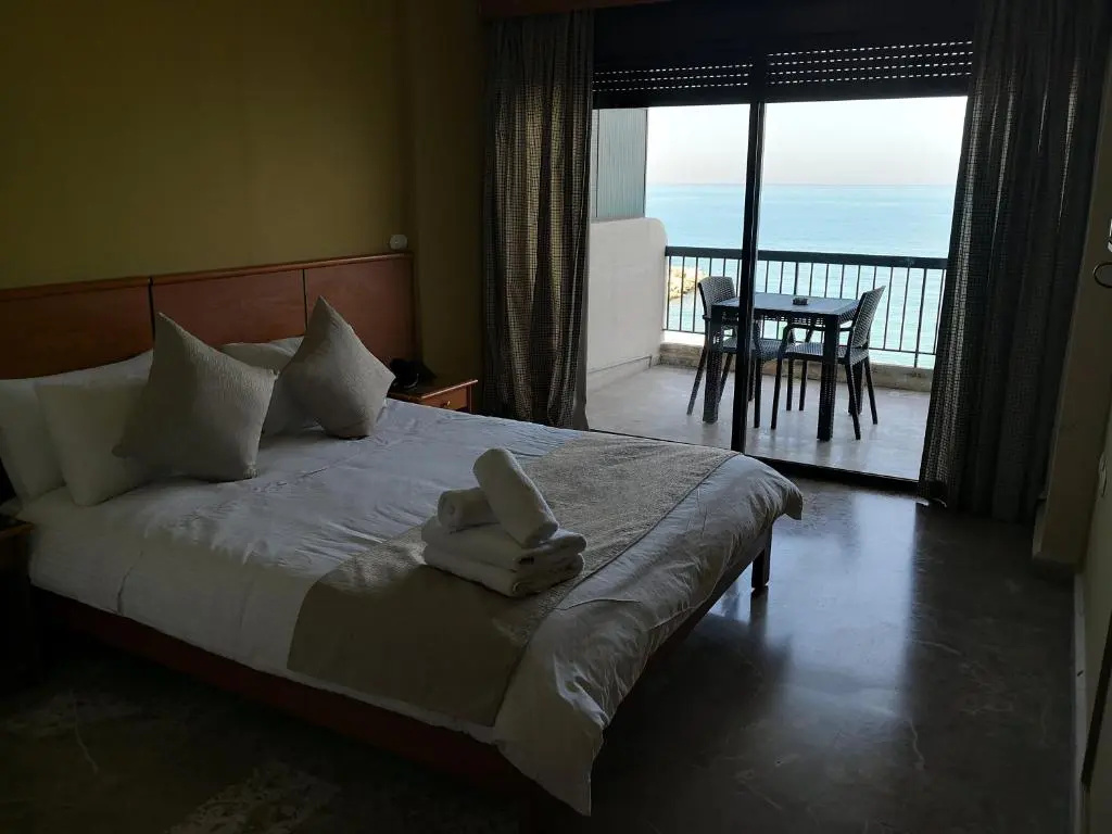 Holiday Suites Hotel And Beach - Chambres