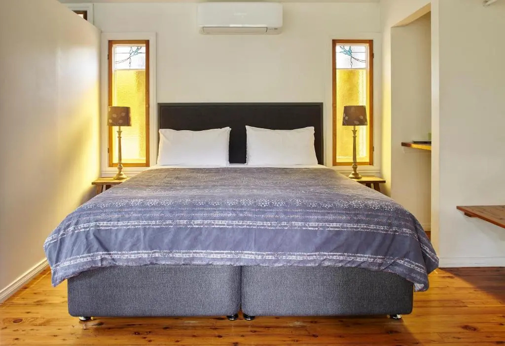 Double Cottage with view full double bed