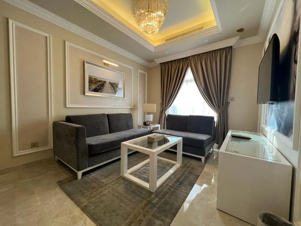 Deluxe Double Suite (twin beds)