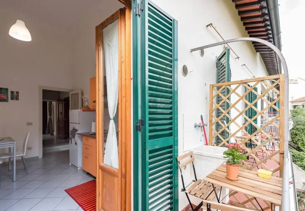 Apartment with garden view