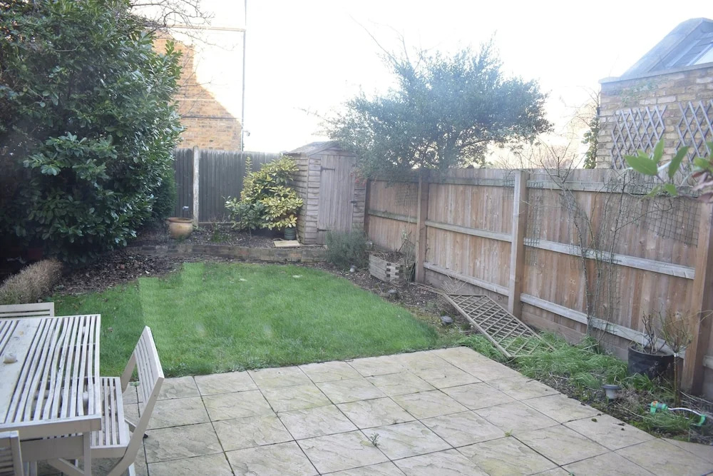 1 Bedroom Apartment Near Clapham