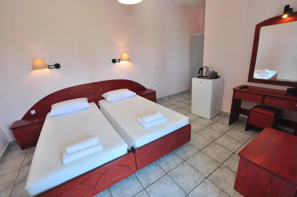 Standard Double room (full double bed)