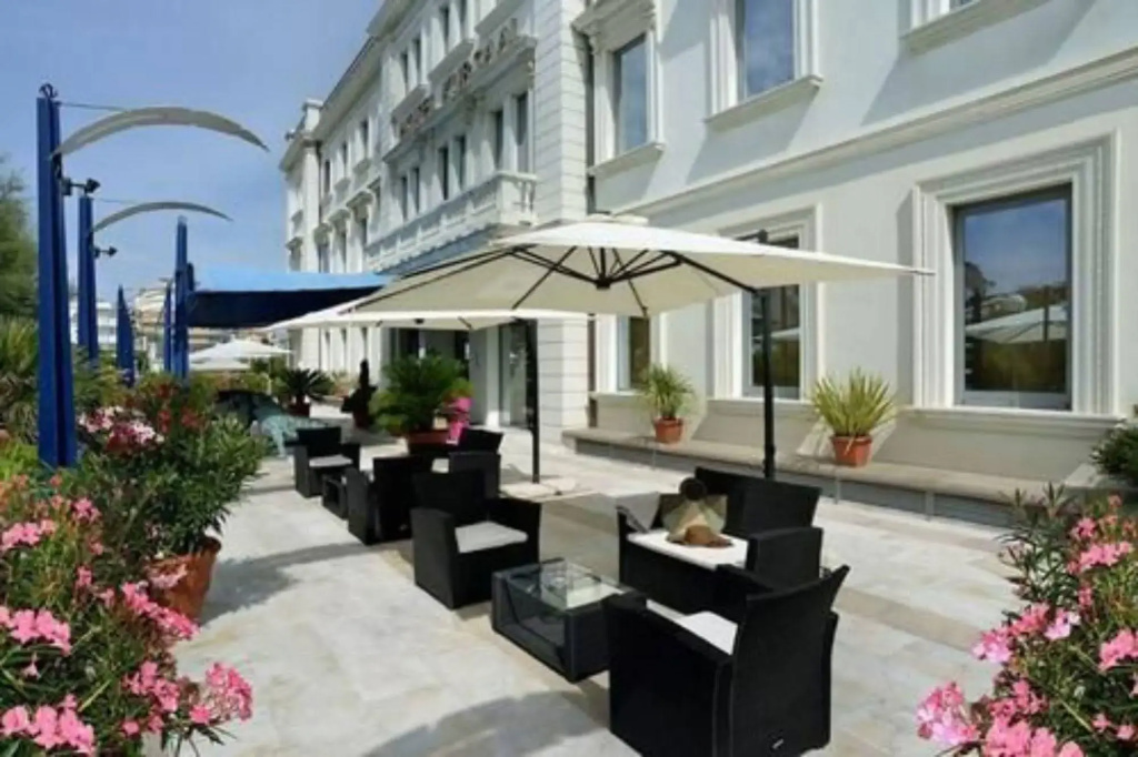 Hotel photo 42