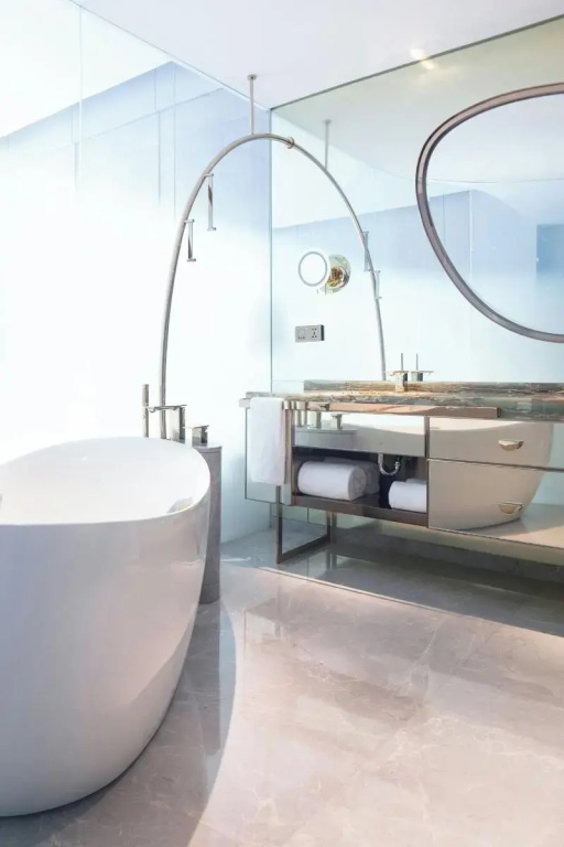 1 Bedroom Double Suite (full double bed)