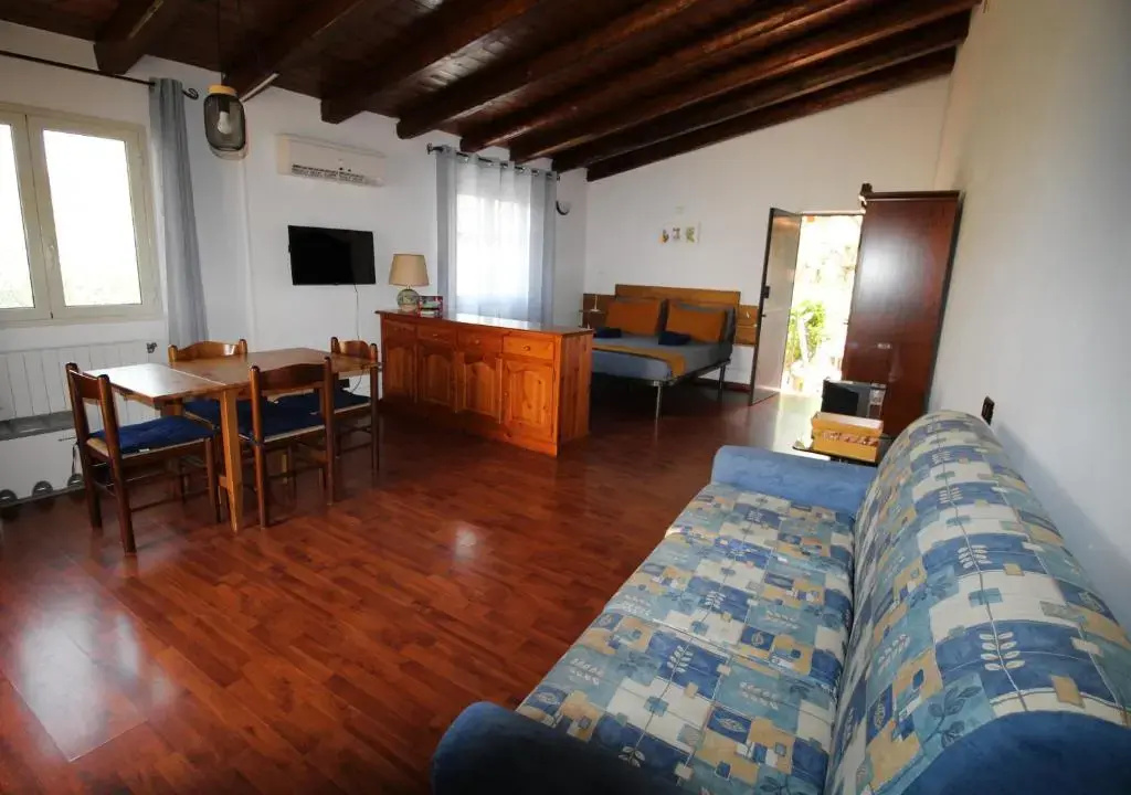 Studio with sea view
