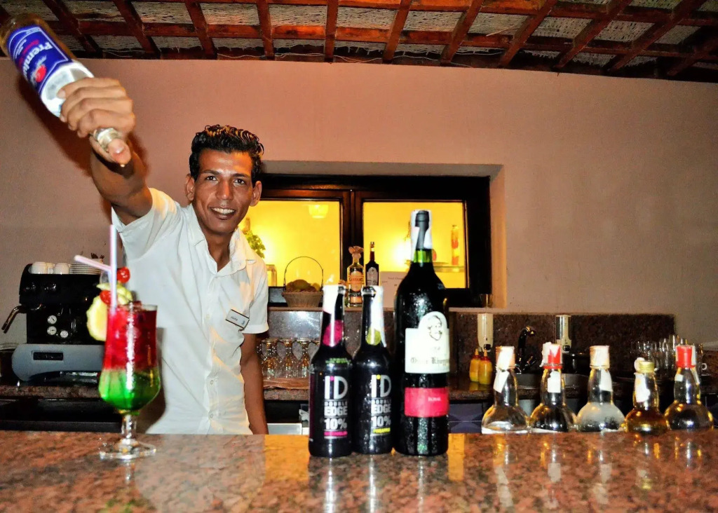 Rohanou Beach Resort - фото 27