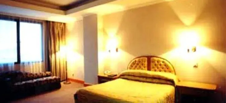 Aile Holiday Hotel