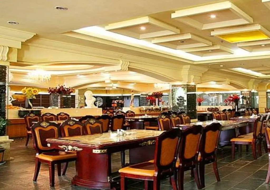 Food & Beverage