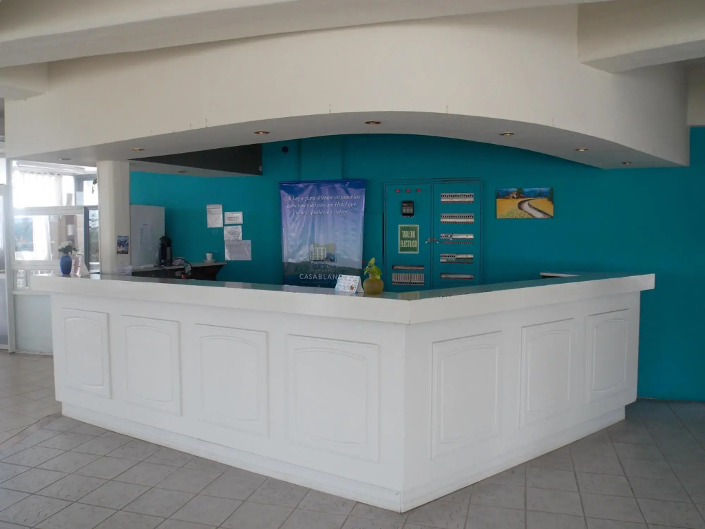 Lobby & Reception