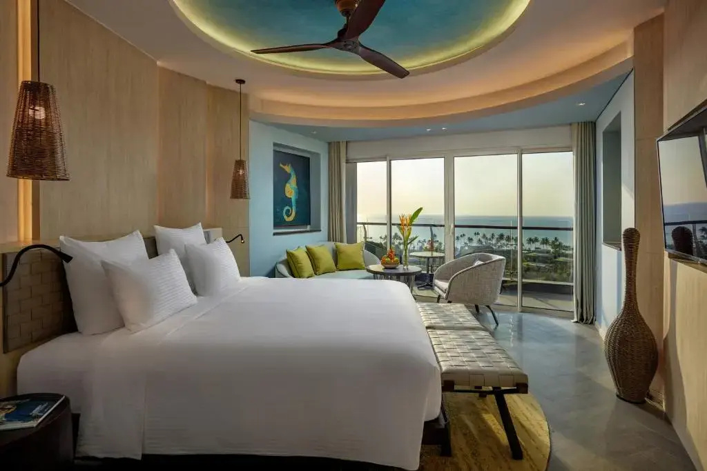 Deluxe Double room with ocean view (full double bed)