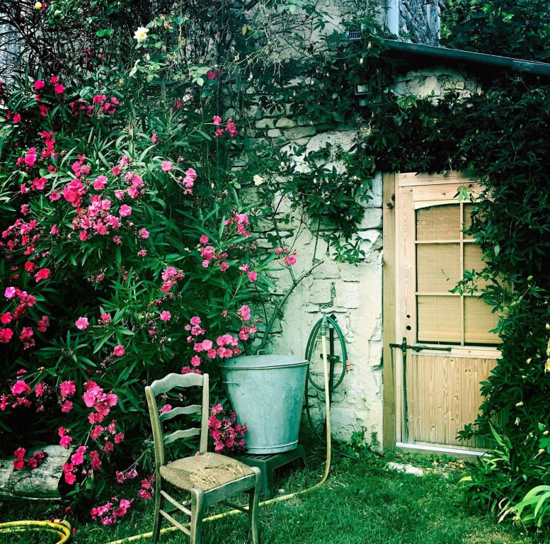 Roulotte et Gite en Drome Provencale