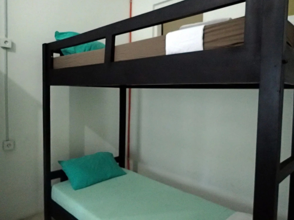 Bed in Dorm with balcony