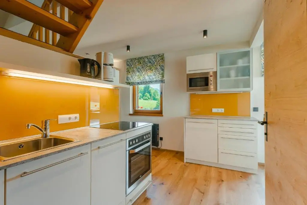 2 Bedrooms Apartment with balcony and with lake view