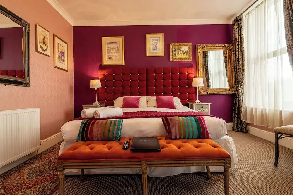Premier room