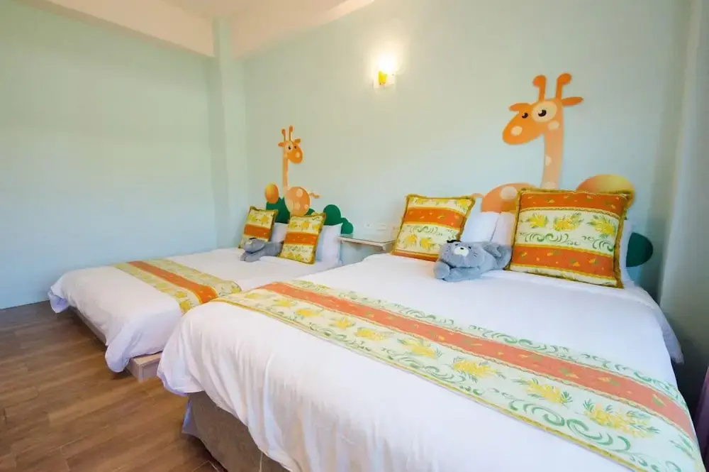 Standard Double Family room with courtyard view (twin beds)